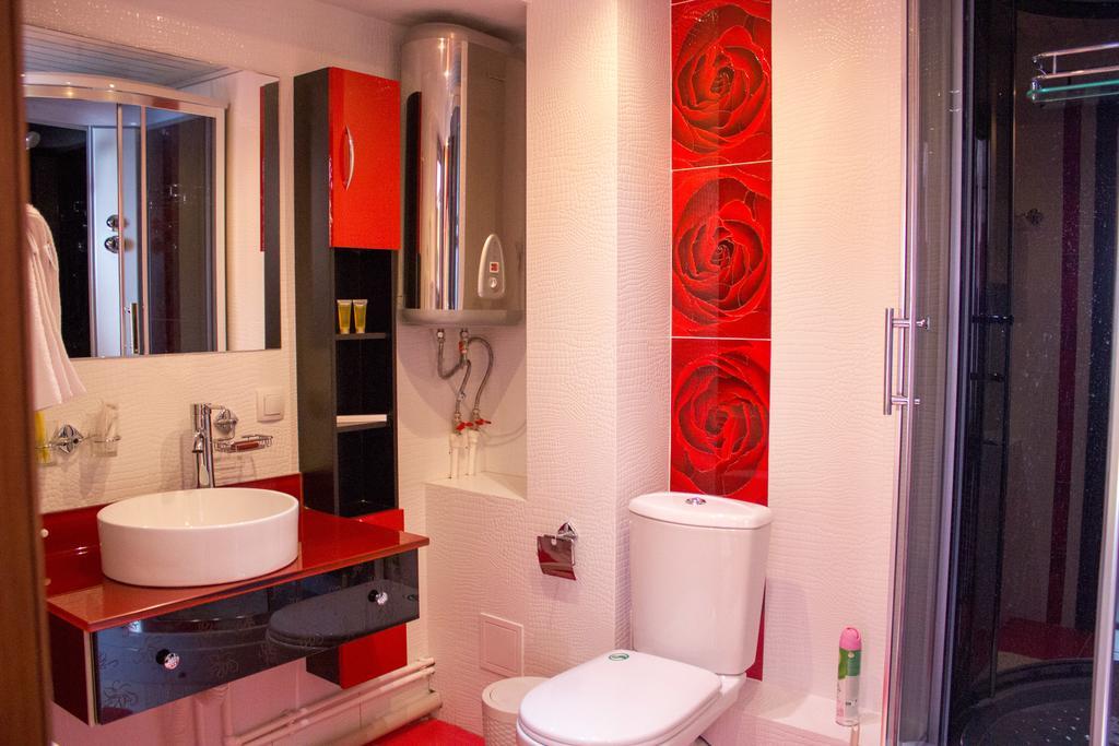 Sary Arka Hotel พาฟโลดาร์ ภายนอก รูปภาพ