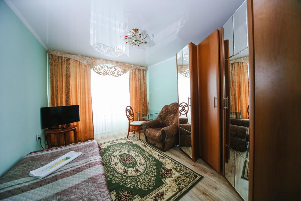 Sary Arka Hotel พาฟโลดาร์ ภายนอก รูปภาพ