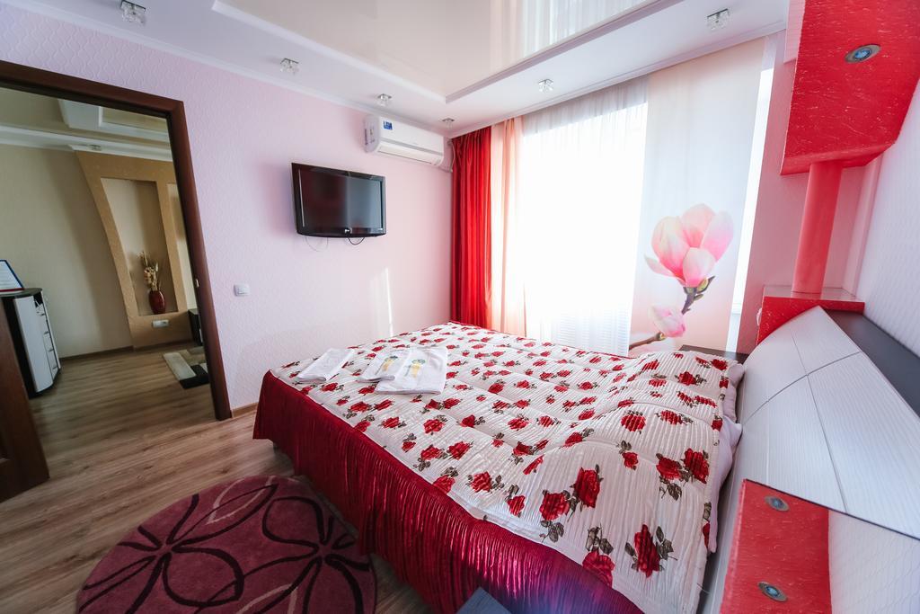 Sary Arka Hotel พาฟโลดาร์ ภายนอก รูปภาพ