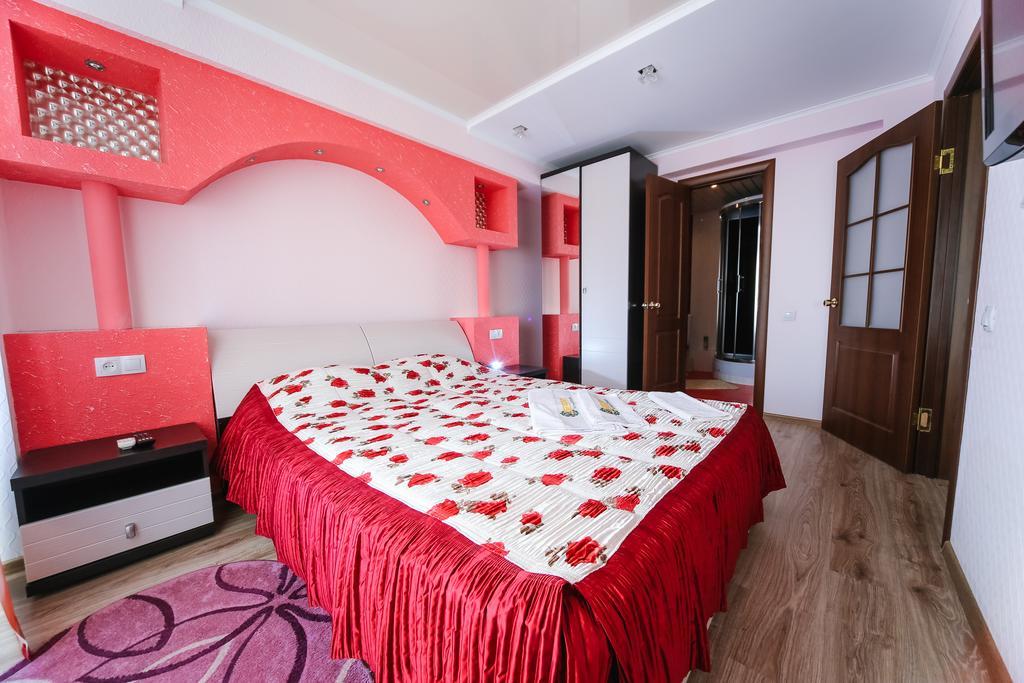 Sary Arka Hotel พาฟโลดาร์ ภายนอก รูปภาพ