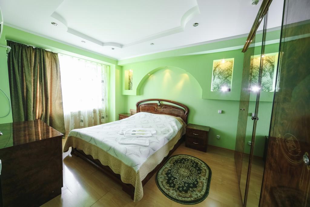 Sary Arka Hotel พาฟโลดาร์ ภายนอก รูปภาพ