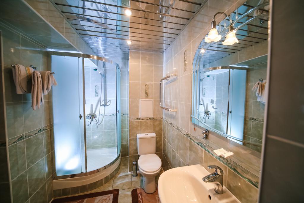 Sary Arka Hotel พาฟโลดาร์ ภายนอก รูปภาพ